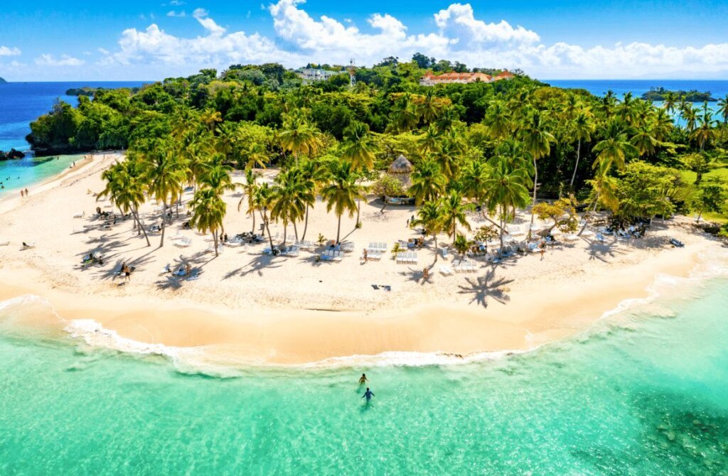 cayo levantado y la historia detrás del ron bacar